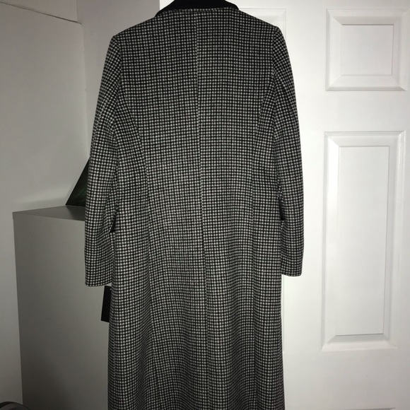 BCBG coat NWT - Picture 3 of 3